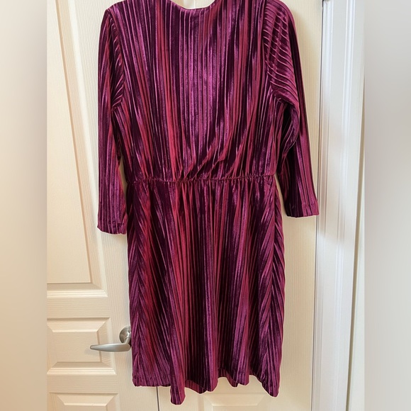 ADDITION ELLE- Michel Studio A-Line Long Sleeve Wrap Pleated Faux Velvet Dress - Picture 4 of 7